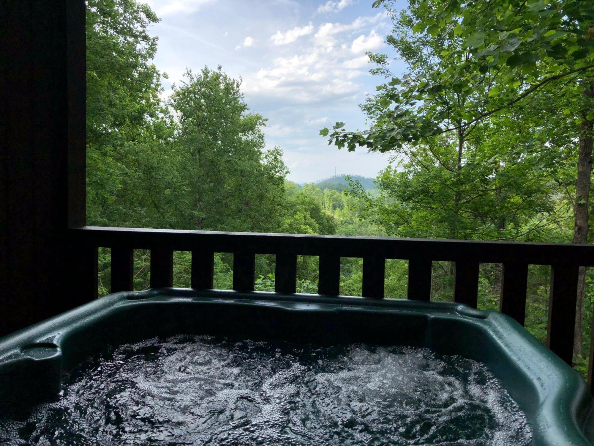 Black Bear Cove Gatlinburg Exterior photo